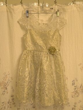 Jona Michelle | Dresses | Jonamichellegoldchevrondress2mo
